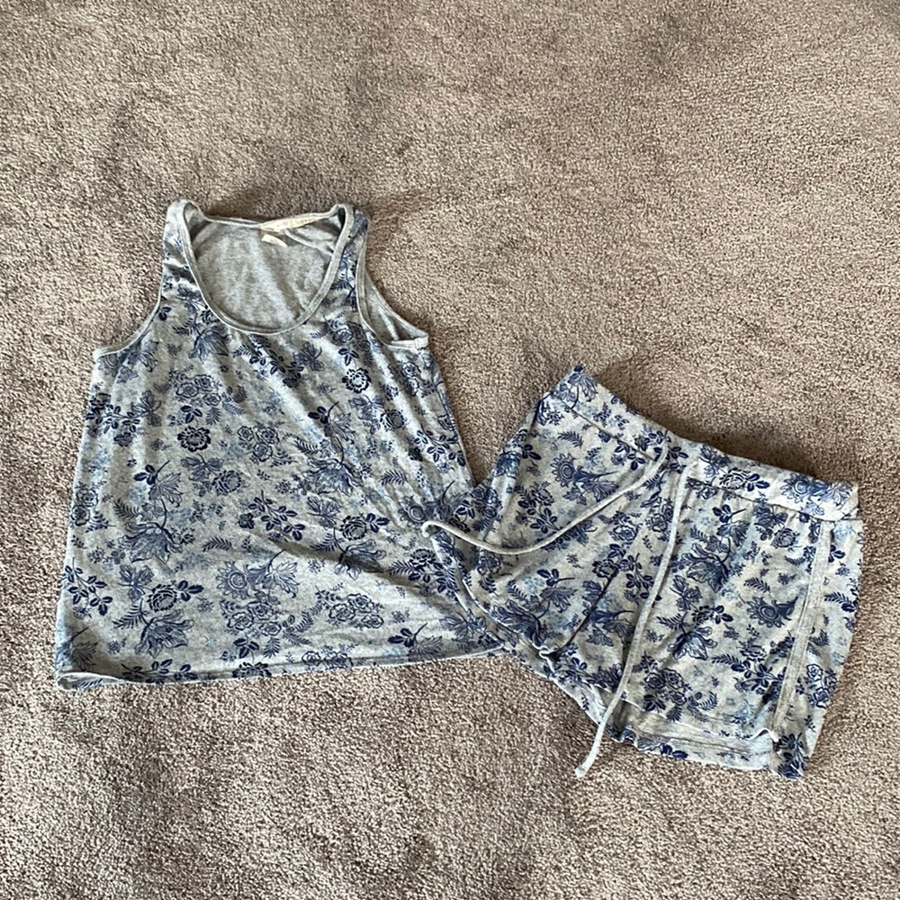 Lucky Brand Floral Pajama Set Tank Shorts Blue Gray Lounge Knit SIZE S